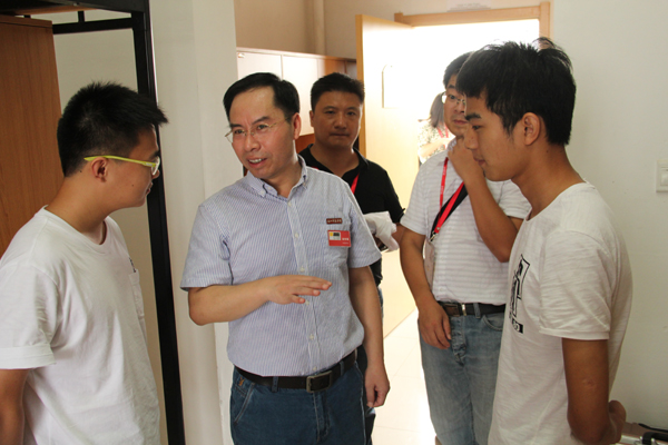 1504959940532475.jpg 3045A